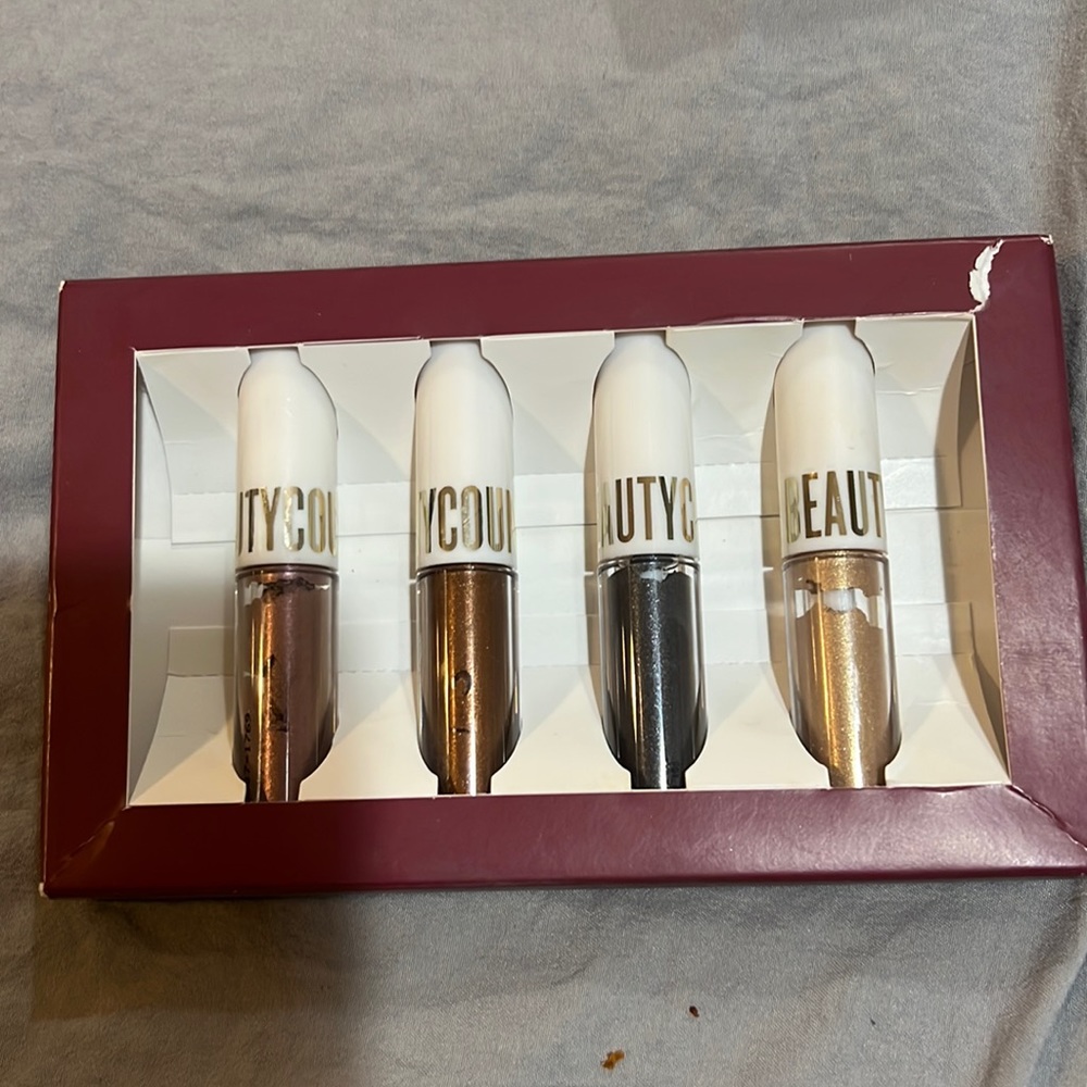 Beauty Counter Luminous Lids Cream Shadow